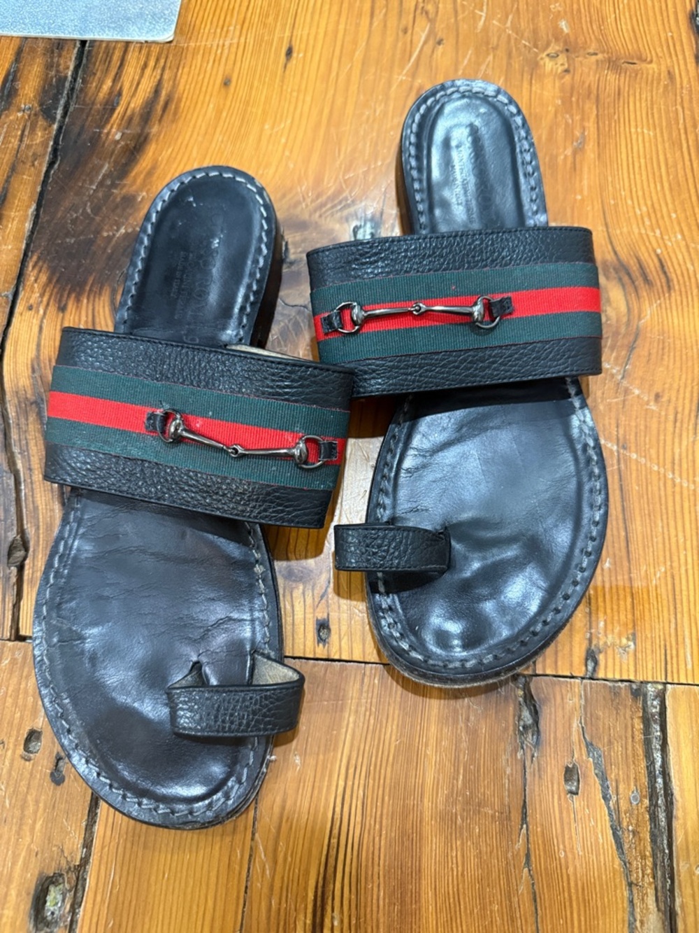 Corsa Roma 9 Montecatini Terme Black Leather Slide Sandals Red and Green Accent